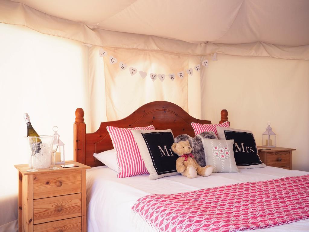 Old Dairy Farm Glamping Hotel Emsworth Exterior foto
